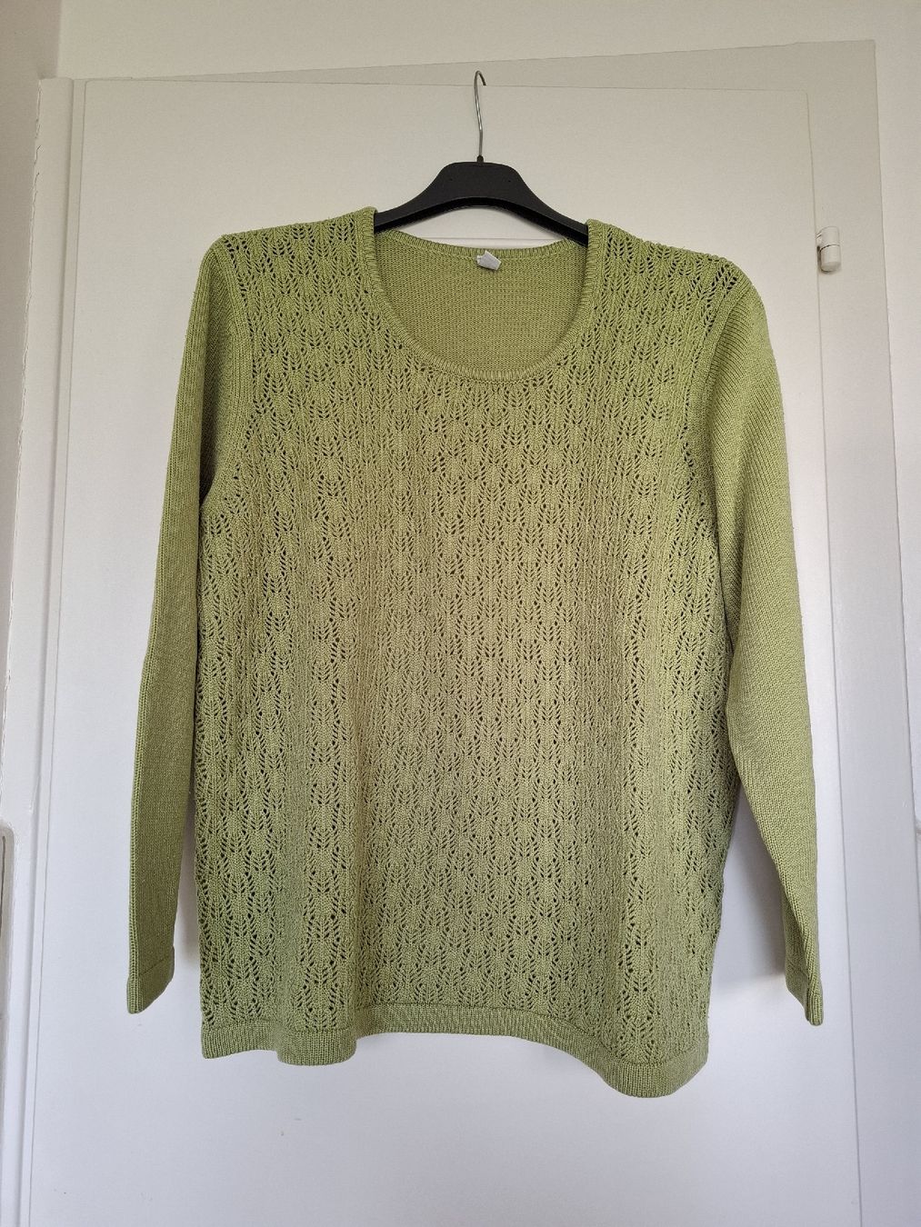 Pulls & Sweat-shirts: Pull en maille Vintage – D'occasion à La Tour-de-Peilz par Marin_nette