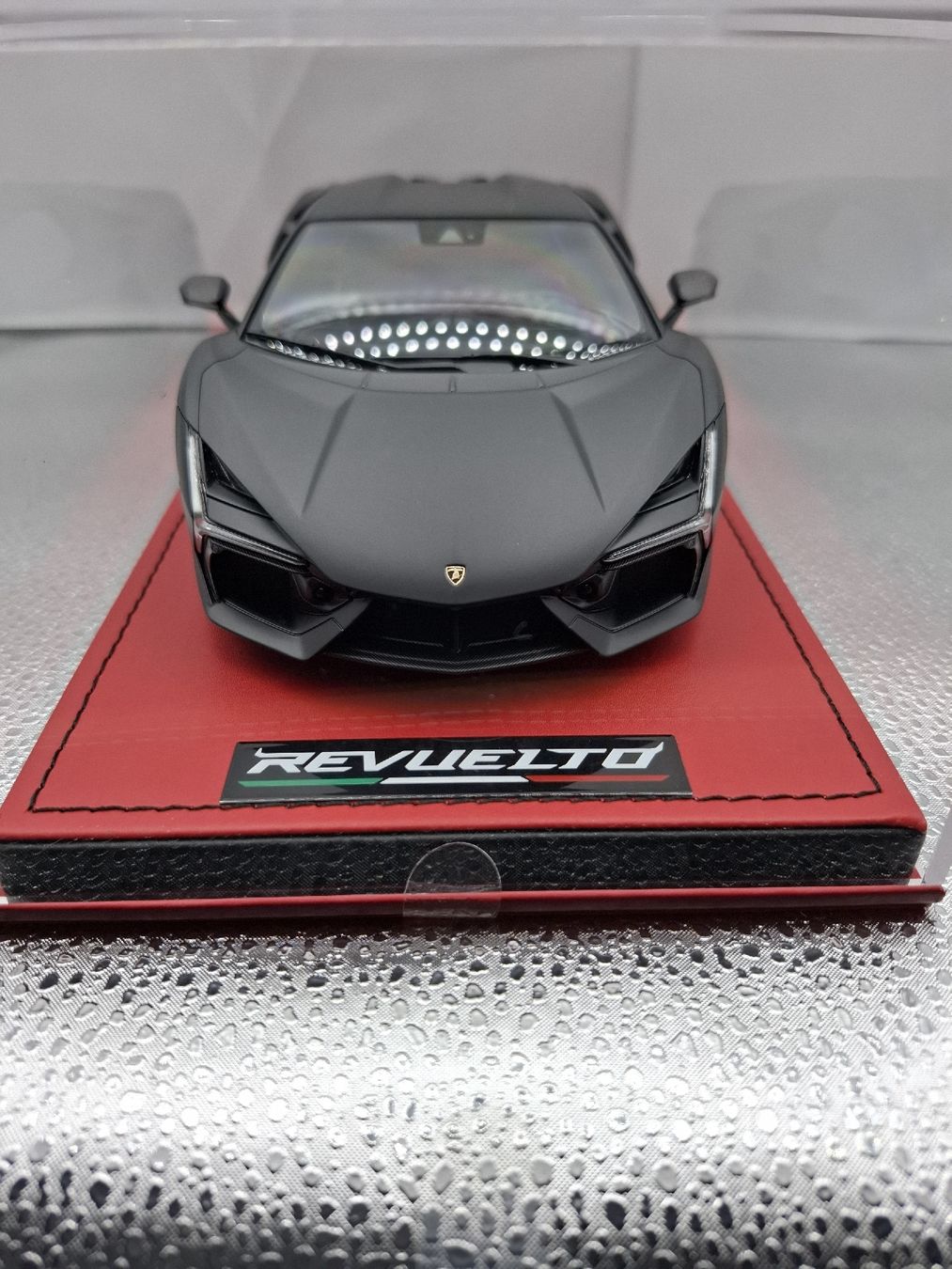 Lamborghini Modellini d'auto: MR Lamborghini Revuelto 1:18 – Nuovo e nell'imballaggio originale da Gipf-Oberfrick venduto da Edii45 1