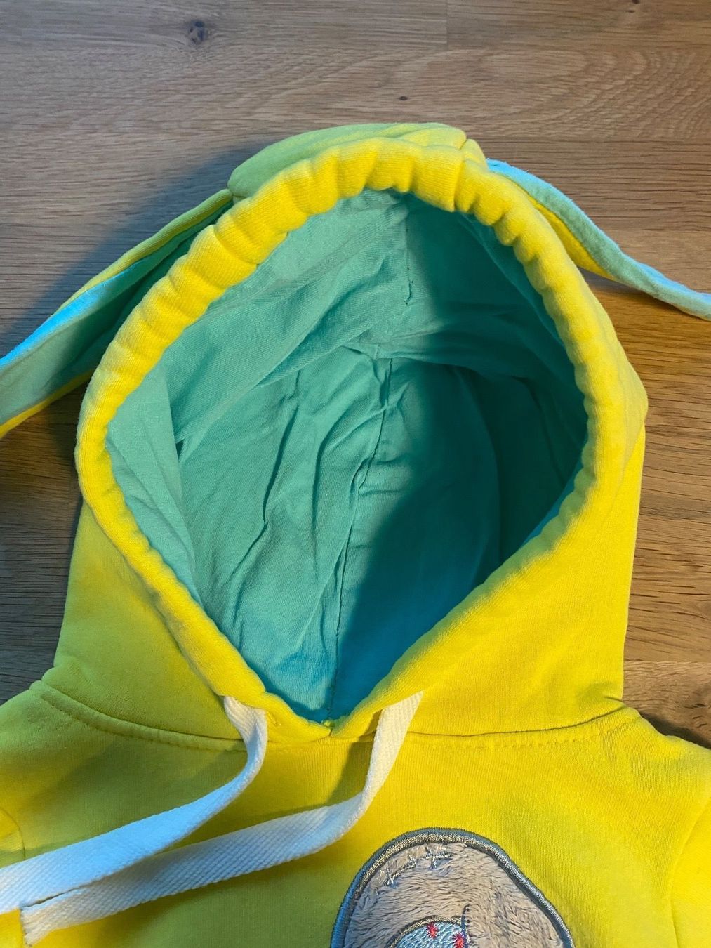 Pullover & Sweatshirts: Kaputzen Pulli – Gebraucht aus Luzern von nad_nf8f 1