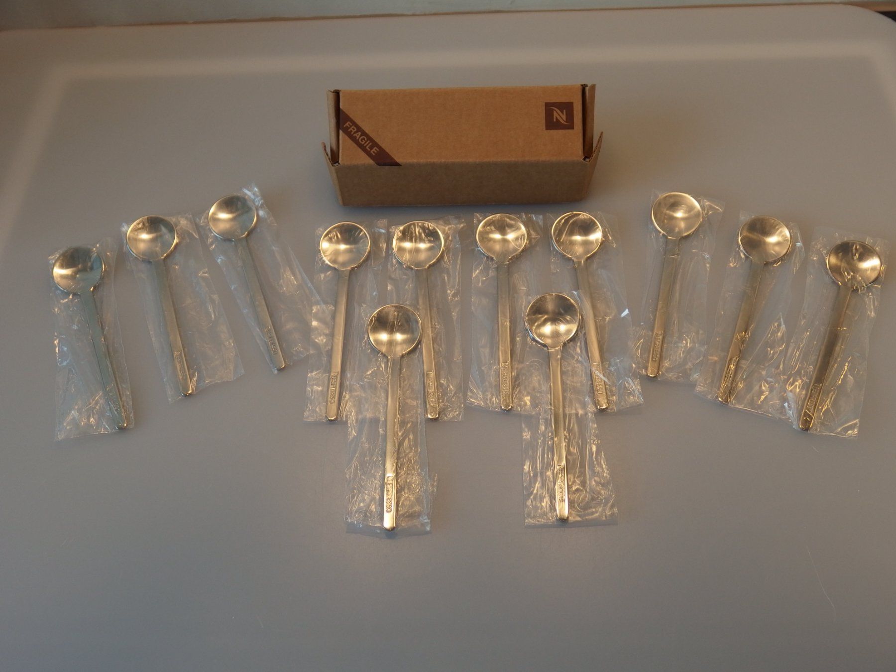 Nespresso Kaffeemaschinen & Espressomaschinen: Nespresso Löffel, Kaffeelöffel, neu, Original, 12 Stück – Neu (gemäss Beschreibung) aus Gwatt (Thun) von Nocturnal_99 1