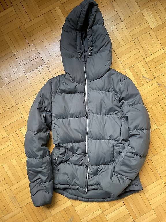 Jacken: Winterjacke Benetton Grösse 34 – Gebraucht aus Zürich von Pinkpanther03