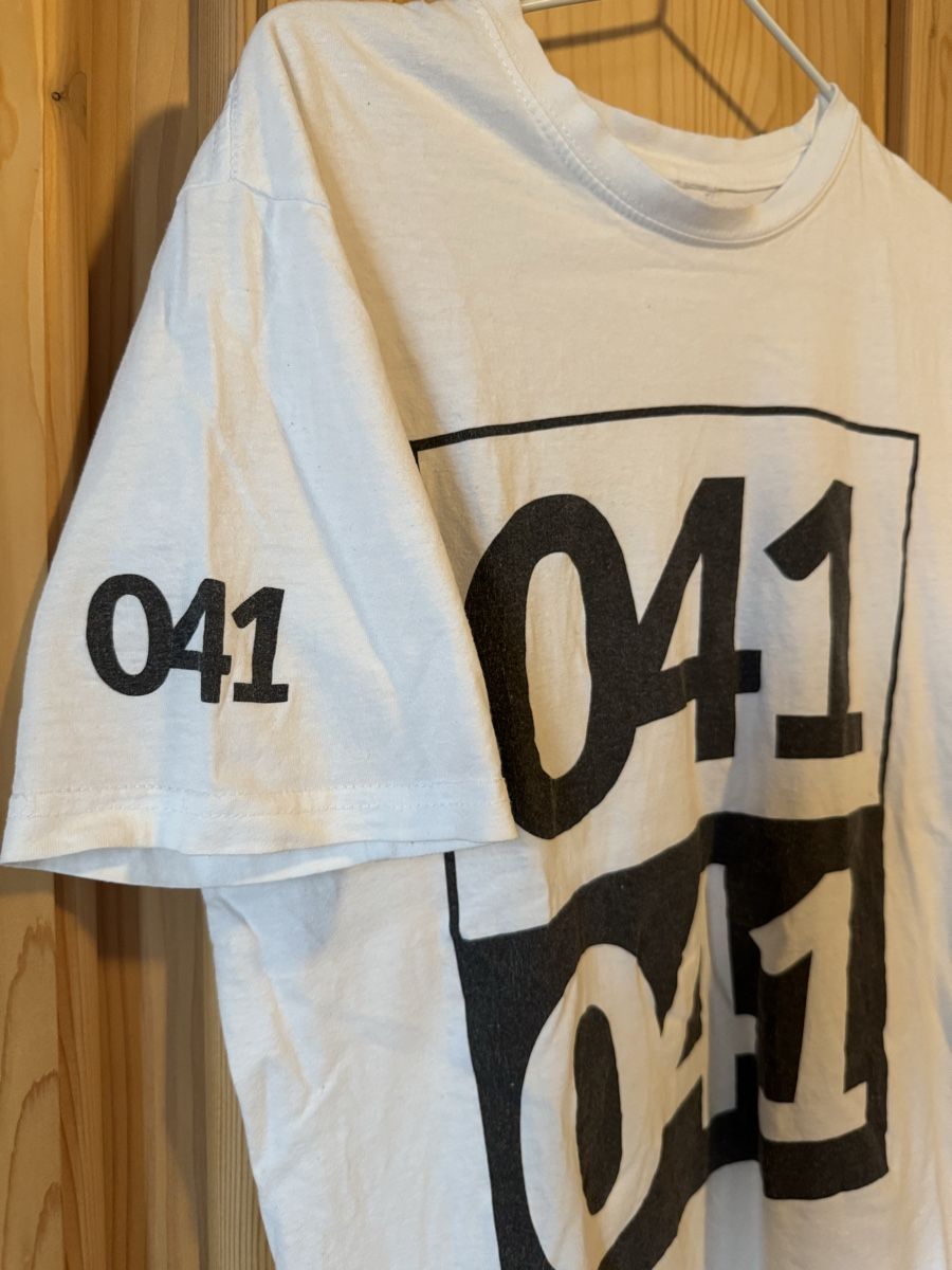 T-Shirts: 041 T-Shirt, Merch Mimiks, Grösse M – Gebraucht aus Hergiswil NW von kaufe_bei_kaufmann 1