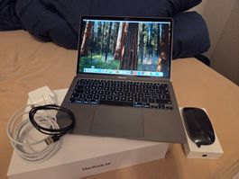 MacBook Air 13" Space Gray (2020), Top-Zustand + Magic Mouse