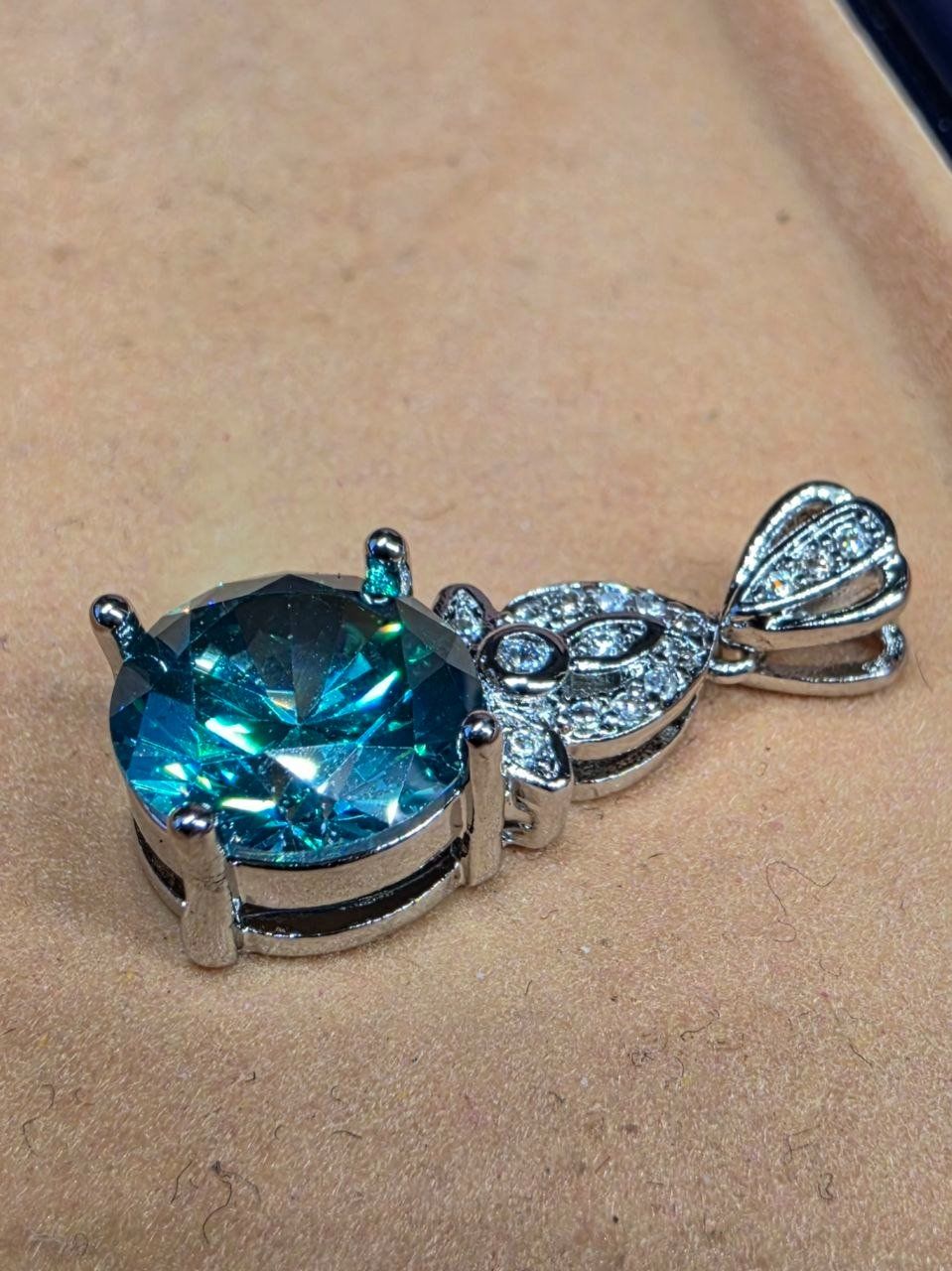 Catenine: Collier argent avec zircons – Nuovo e nell'imballaggio originale da Reconvilier venduto da Tsma67 1