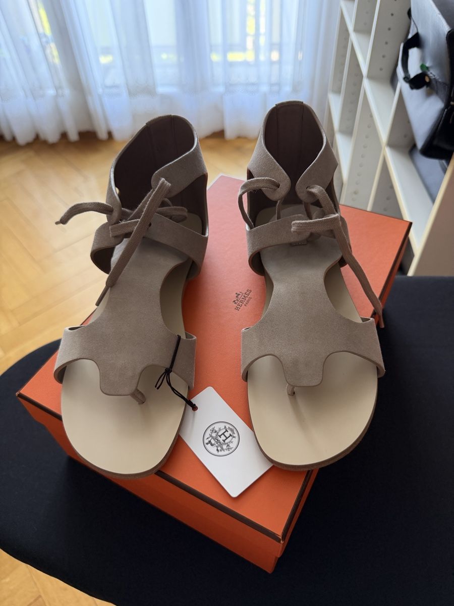 Hermès Damenschuhe: Sandales Hermès, 39 – Neu und originalverpackt aus Lausanne von videofun