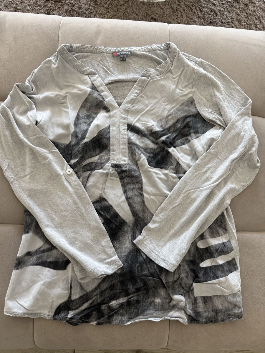 T-shirt: Street One Langarmshirt – Usato da Niederlenz venduto da SaraMK6