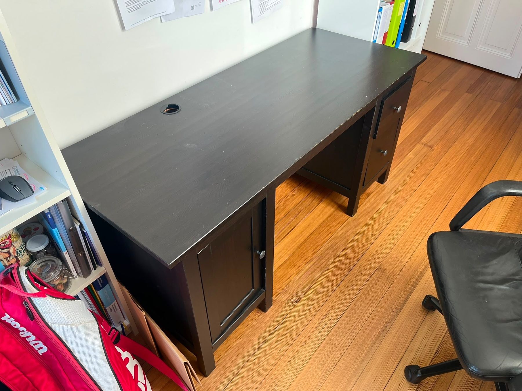 Ikea Scrivanie: Schreibtisch – Usato da Bern venduto da HeloiseSchmutz