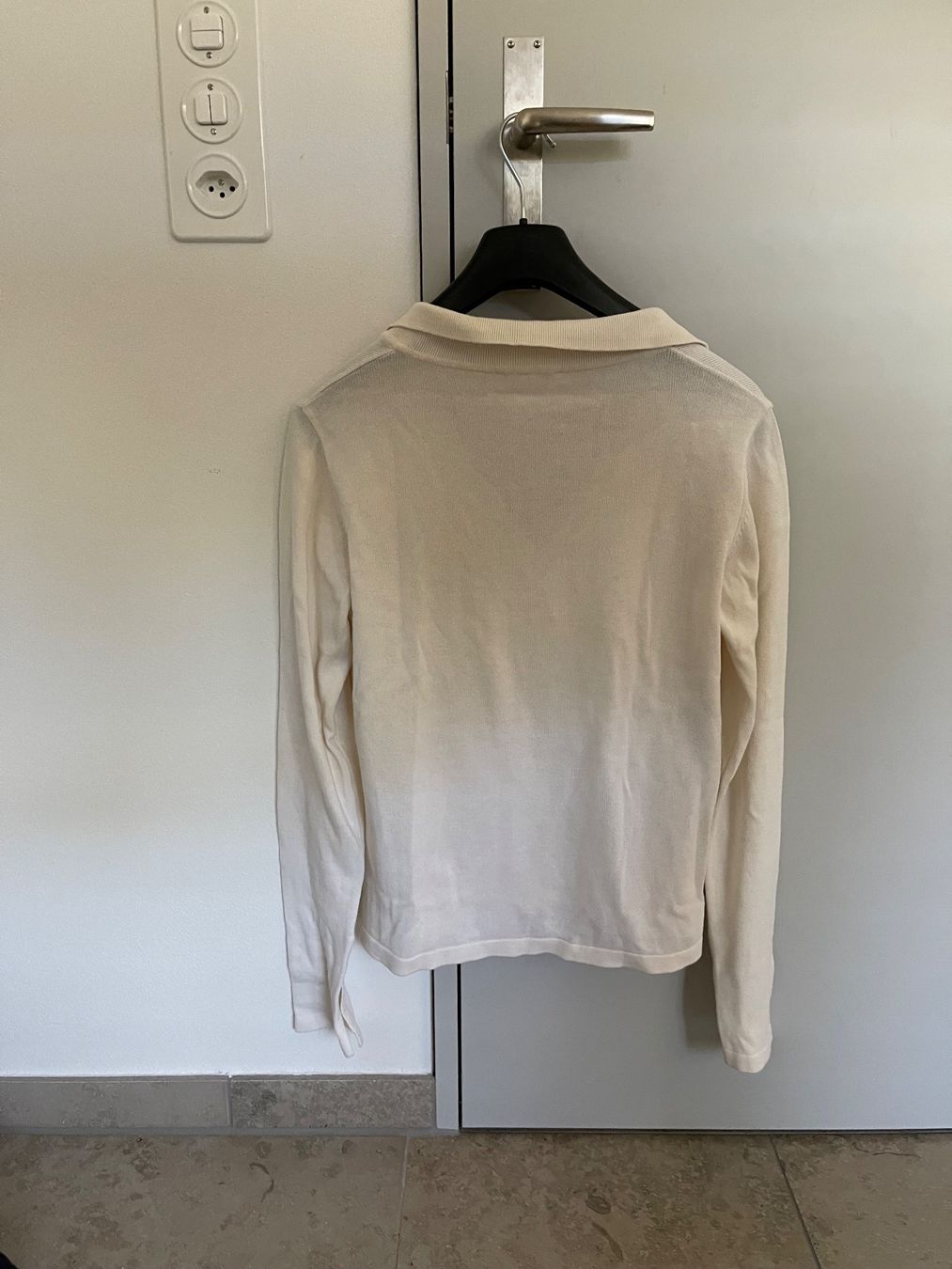 Pullover & Sweatshirts: Djerf Avenue Pulli / Shirt – Gebraucht aus Zürich von lms_kt79 1