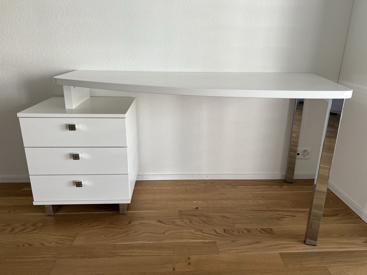 Schreibtische: Schreibtisch – Gebraucht aus Niederglatt ZH von sp57-NZ 7