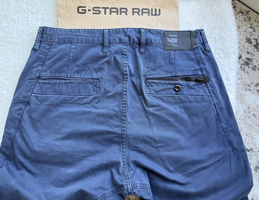 G-Star Jeans: G-STAR RAW Tapered Cuffed W32 L32. – Nuovo (secondo la descrizione) da Wilen b. Wollerau venduto da chocolady 1