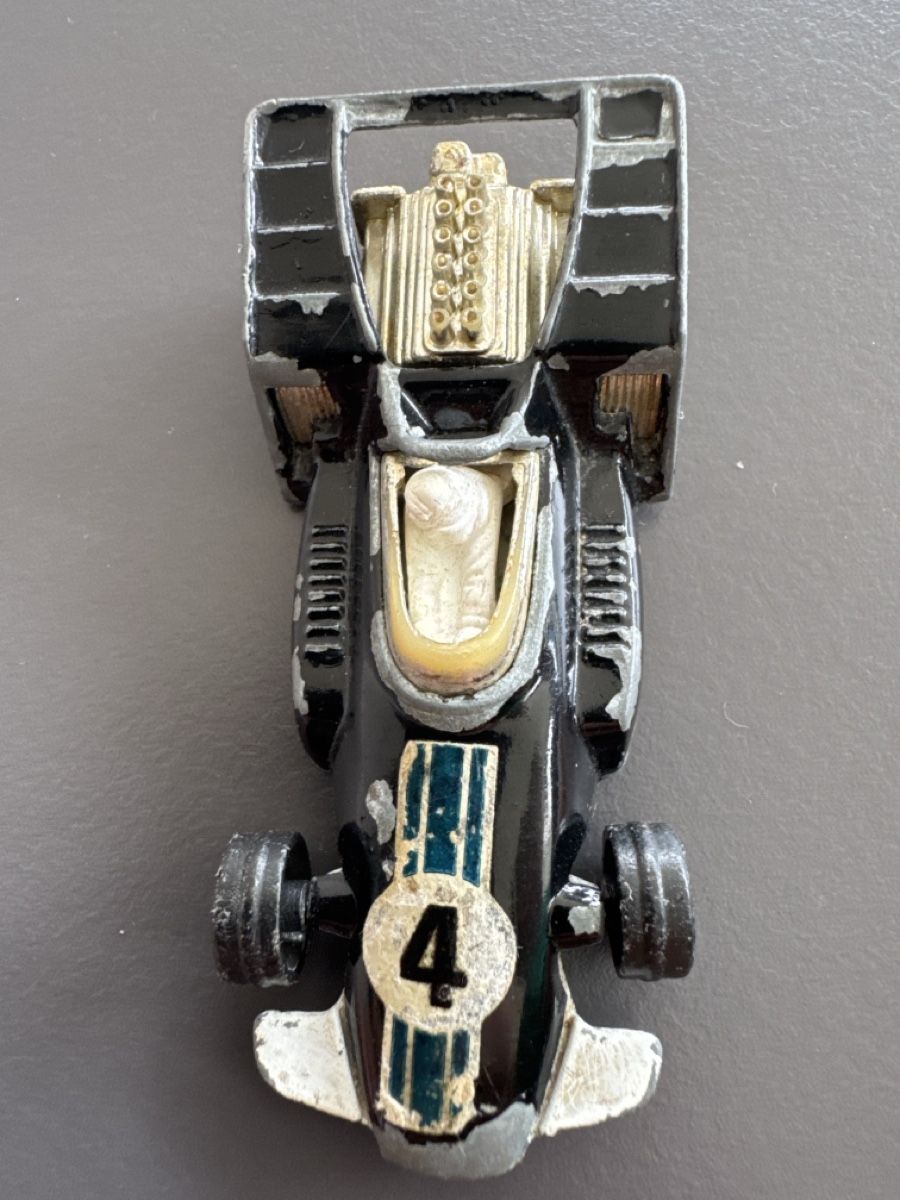 Jouets: Spielzeugauto Formel 1 schwarz mit Nummer 4 – D'occasion à Altdorf UR par pasgi1982 3