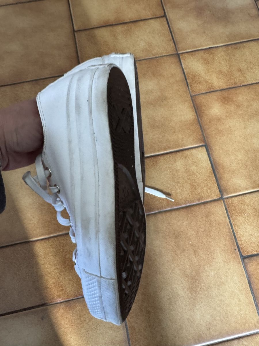 Converse Scarpe da donna: Converse All Star blanches, taille 39 Marina  – Usato da Veyrier venduto da kimedovapa 1