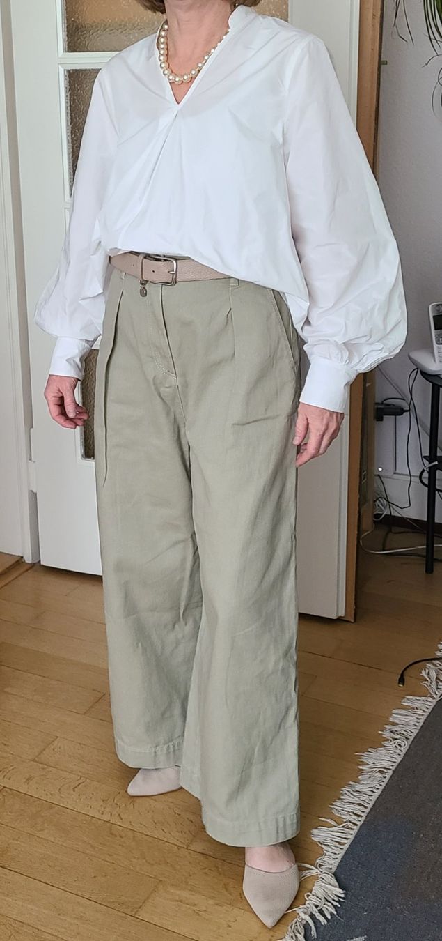 C&A Pantaloni: Hose von C&A, Gr. 36 – Usato da Basel venduto da Luzora