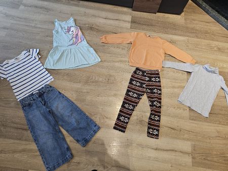 Mädchen Kleiderpaket Gr. 128,  6Teile 