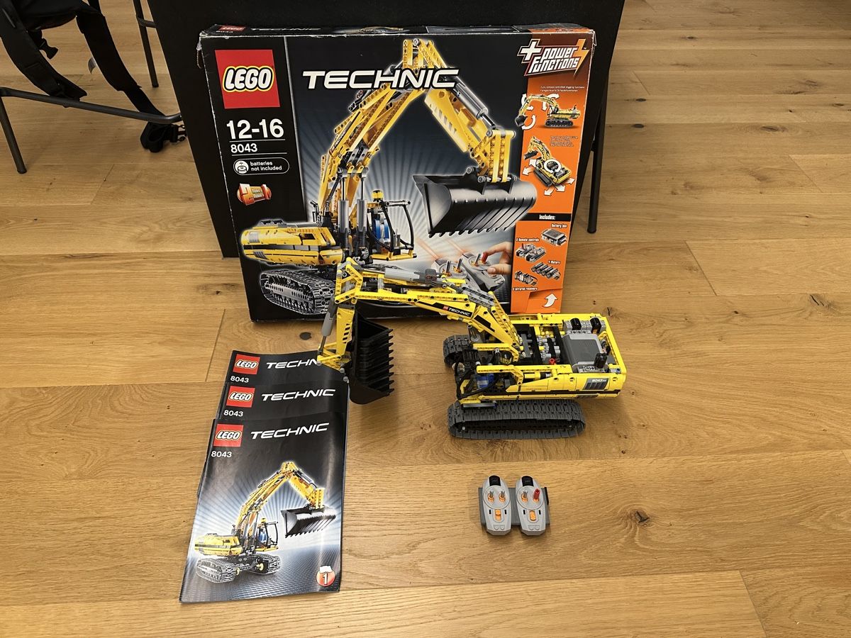 Lego Giocattoli: Lego Technic Bagger 8043 OVP vorhanden – Usato da Ortschwaben venduto da ranger33