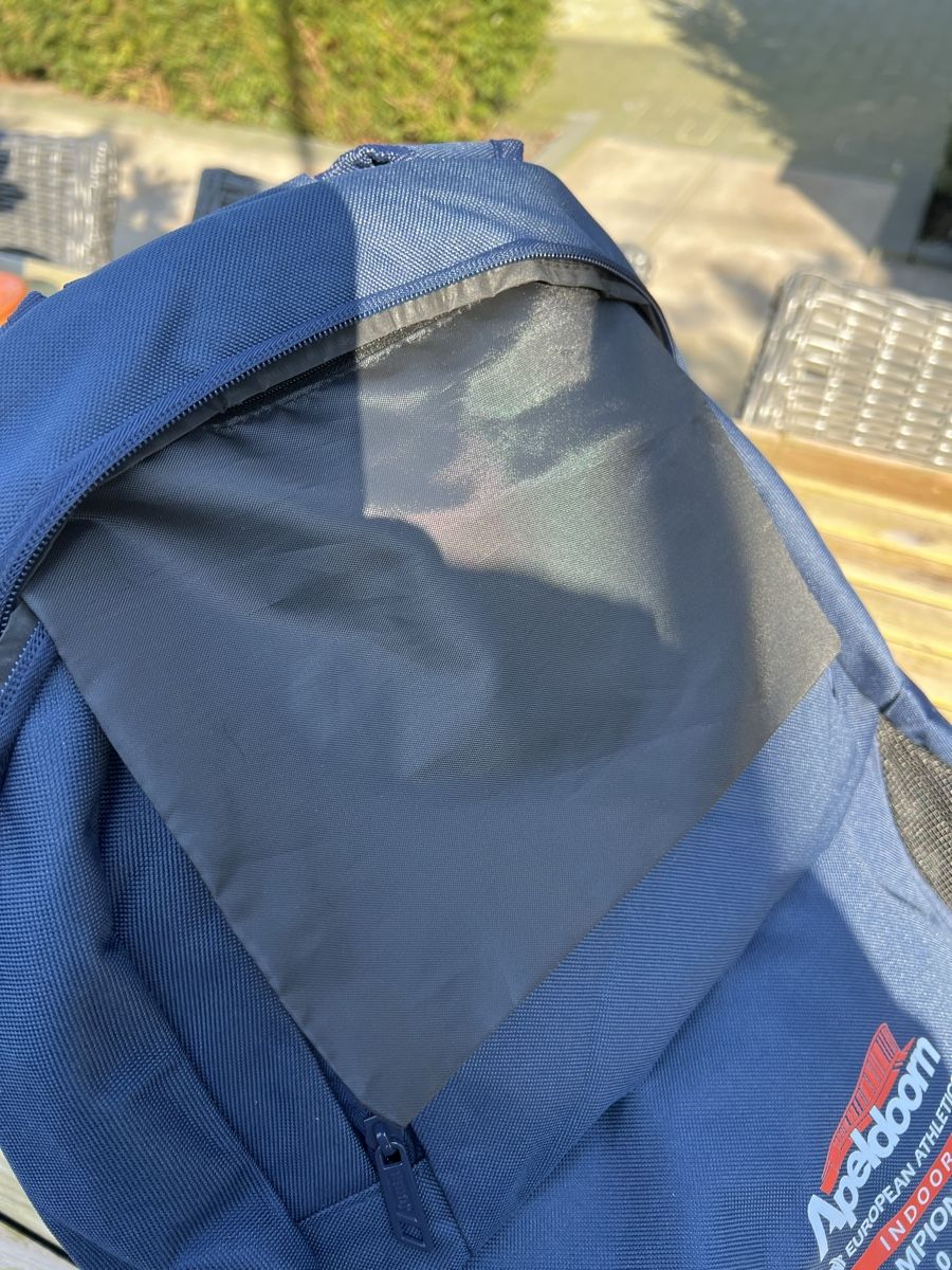 Zaini: Original-Rucksack Indoor-EM Leichtathletik 2025 – Nuovo (secondo la descrizione) da Winterthur venduto da ruebliangel 6