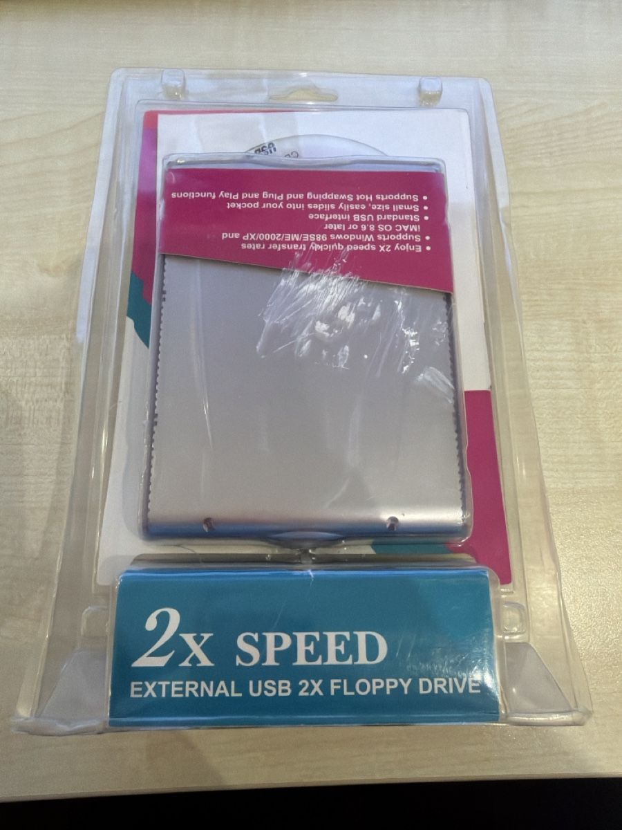 Lecteurs & Adaptateurs: Original USB 2x Floppy Disk Drive, Neu, Originalverpackt – Neuf (Voir description) à Höri par safesold