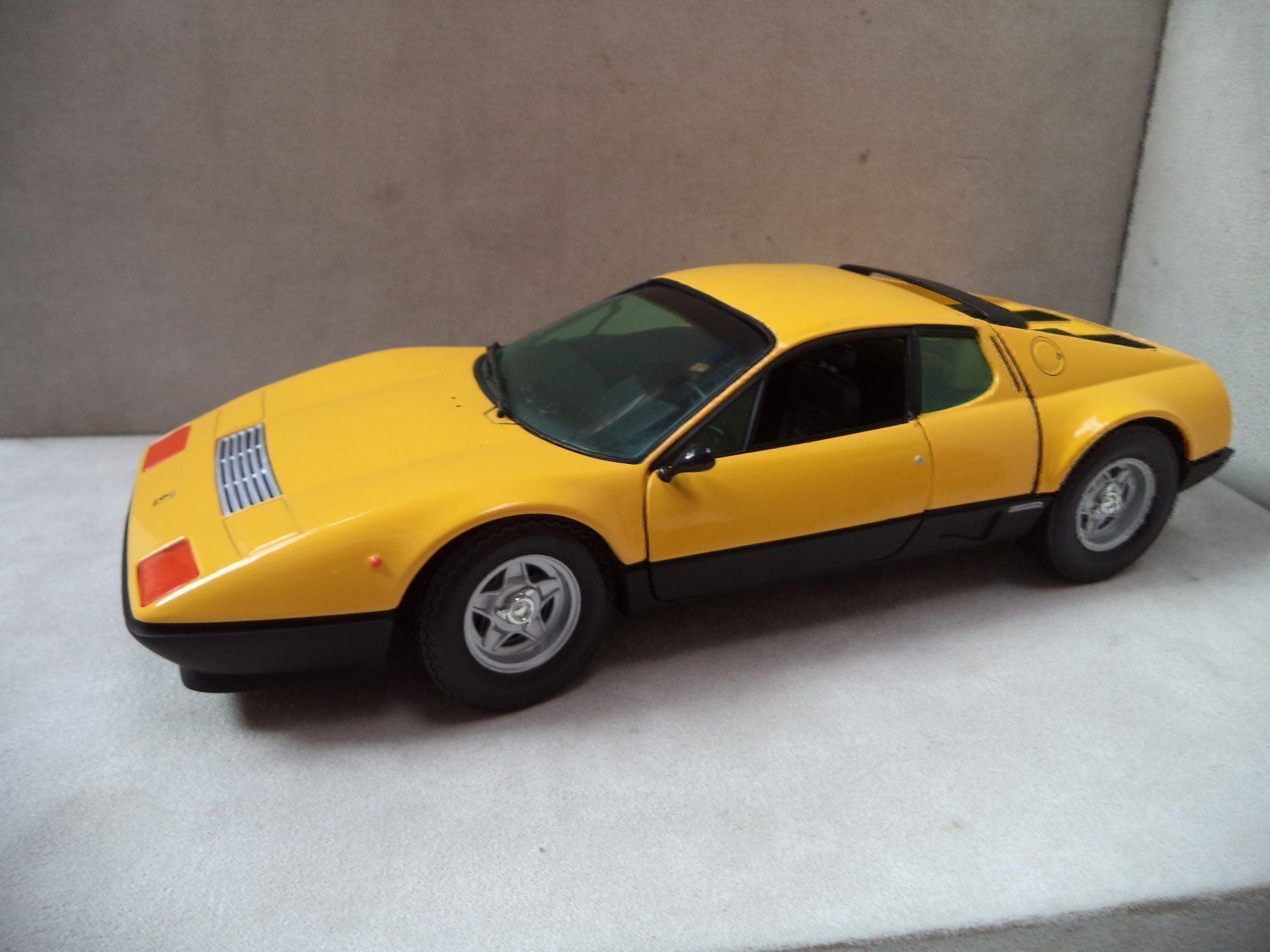 Modellini d'auto: CHRONO Ferrari 512 BB 1:18 – Nuovo (secondo la descrizione) da Rieden AG venduto da Wirth03 2
