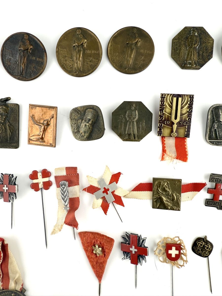 Swiss Placchette & Badge: Sammlung historischer Schweizer Festabzeichen ab 1920 – Usato da Zürich venduto da Geniuss 2