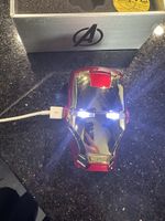 Iron Man Powerbank Marvel Avengers mit Kabel guter Zustand