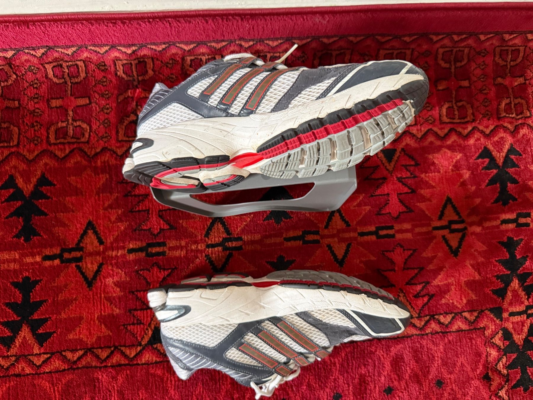 Adidas Chaussures hommes: Adidas supernova – D'occasion à Lausanne par Ruche_ 2