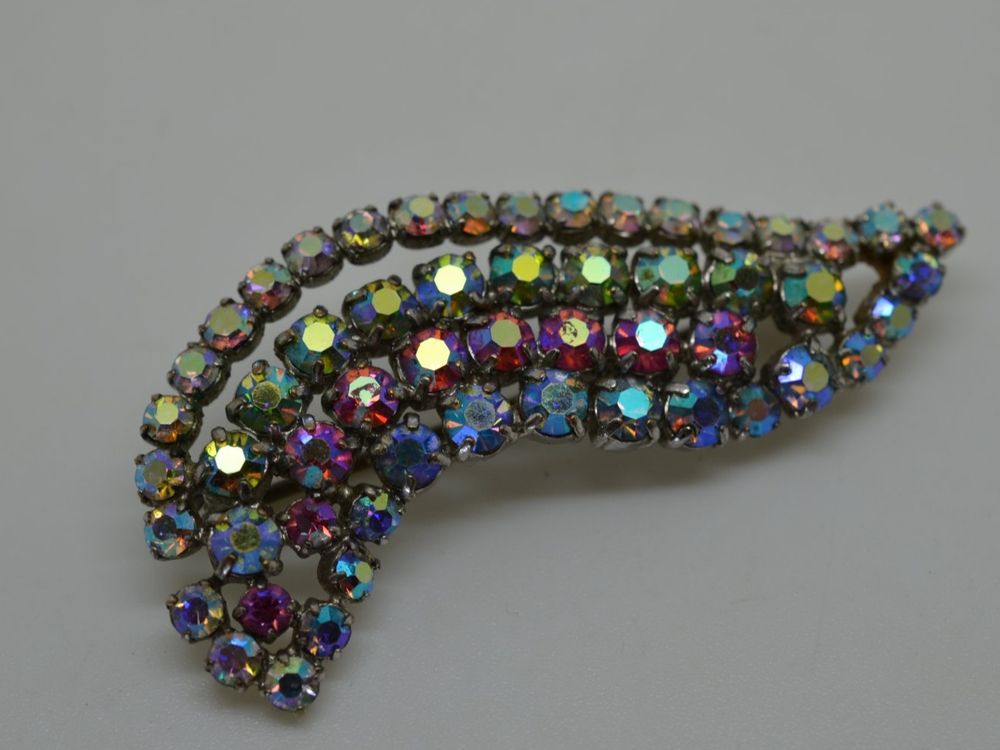 Broche Vintage Métal Doré Strass - Élégante Et Rétro - Occasion