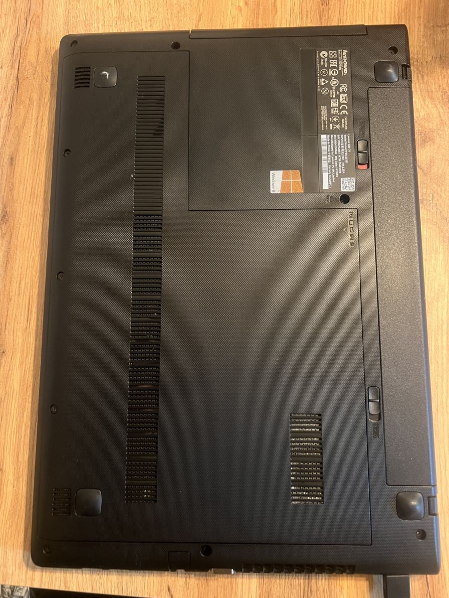 Lenovo Notebooks: Laptop Lenovo Intel Core i7 – Gebraucht aus St. Gallen von Costy02 2