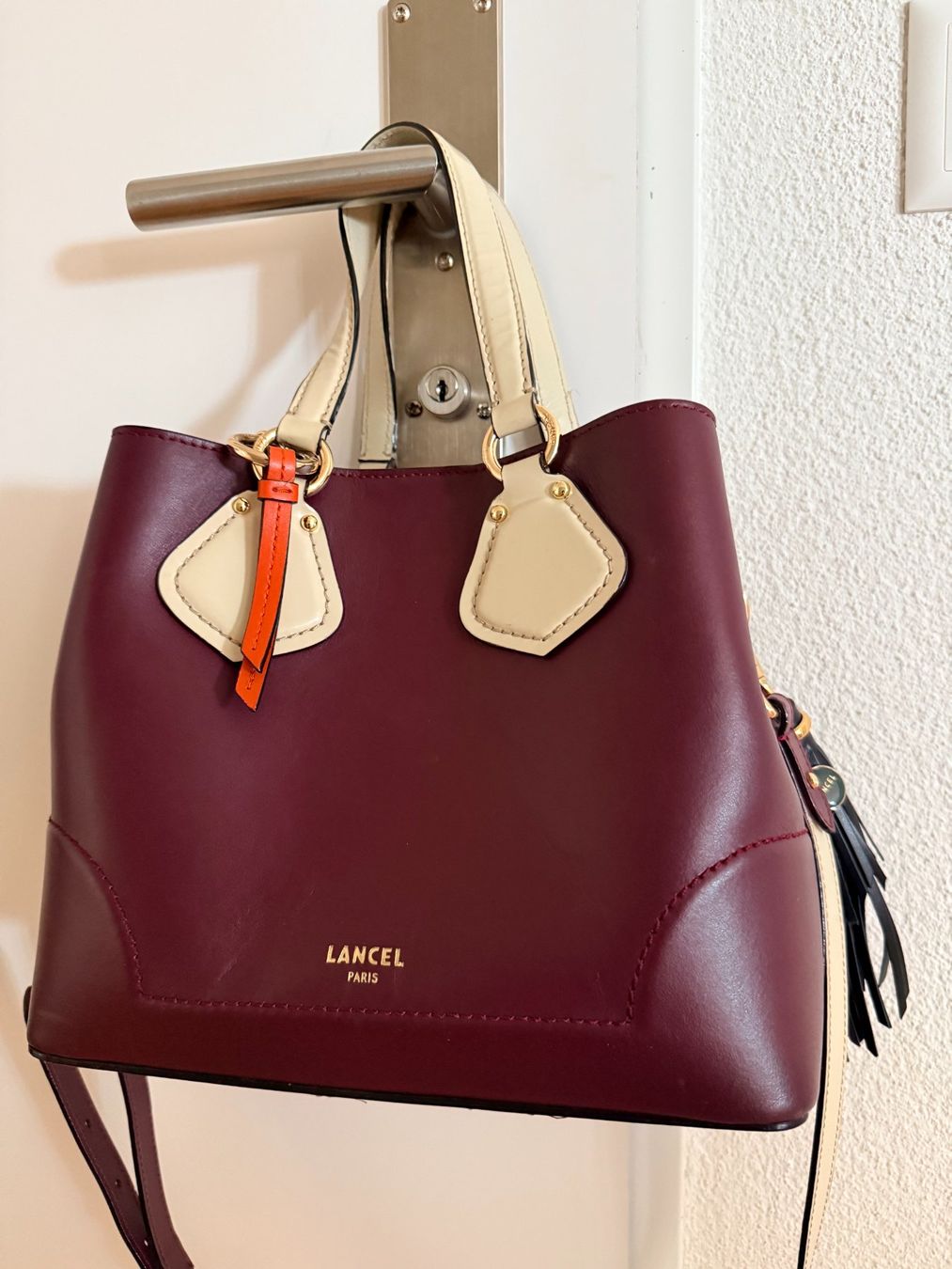Lancel Borse da donna: LANCEL Handtasche Leder Bordeaux/Beige – Usato da Nuerensdorf venduto da ghi_b7xs