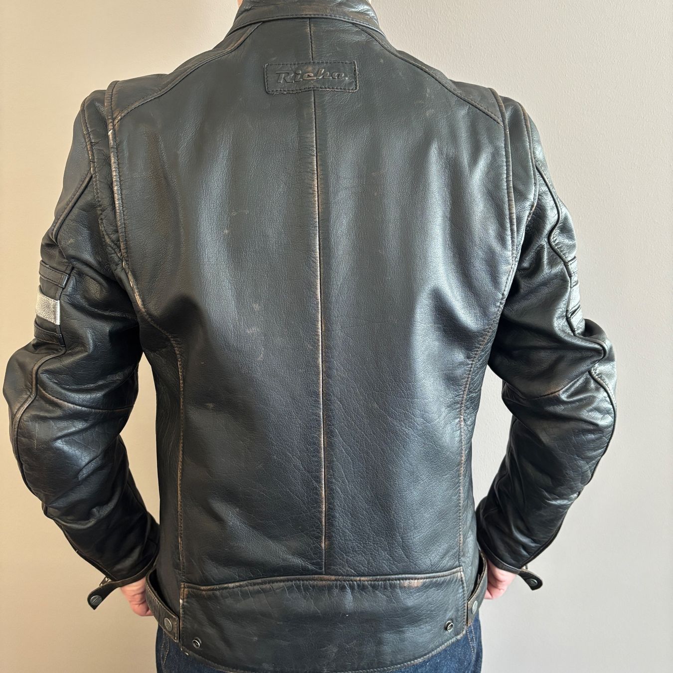 Giacche: Retro Motorrad Lederjacke – Usato da Altdorf UR venduto da Falabella 1