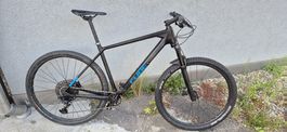 Cube Reaction c62 Carbon Hardtail