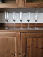 5 Champagnergläser Gläser guter Zustand.