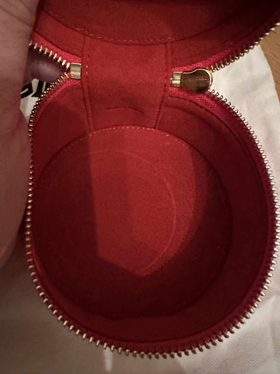 Mcm Sacs femmes: MCM Schmuck Etui  – D'occasion à Bern par Ruhrallee 4