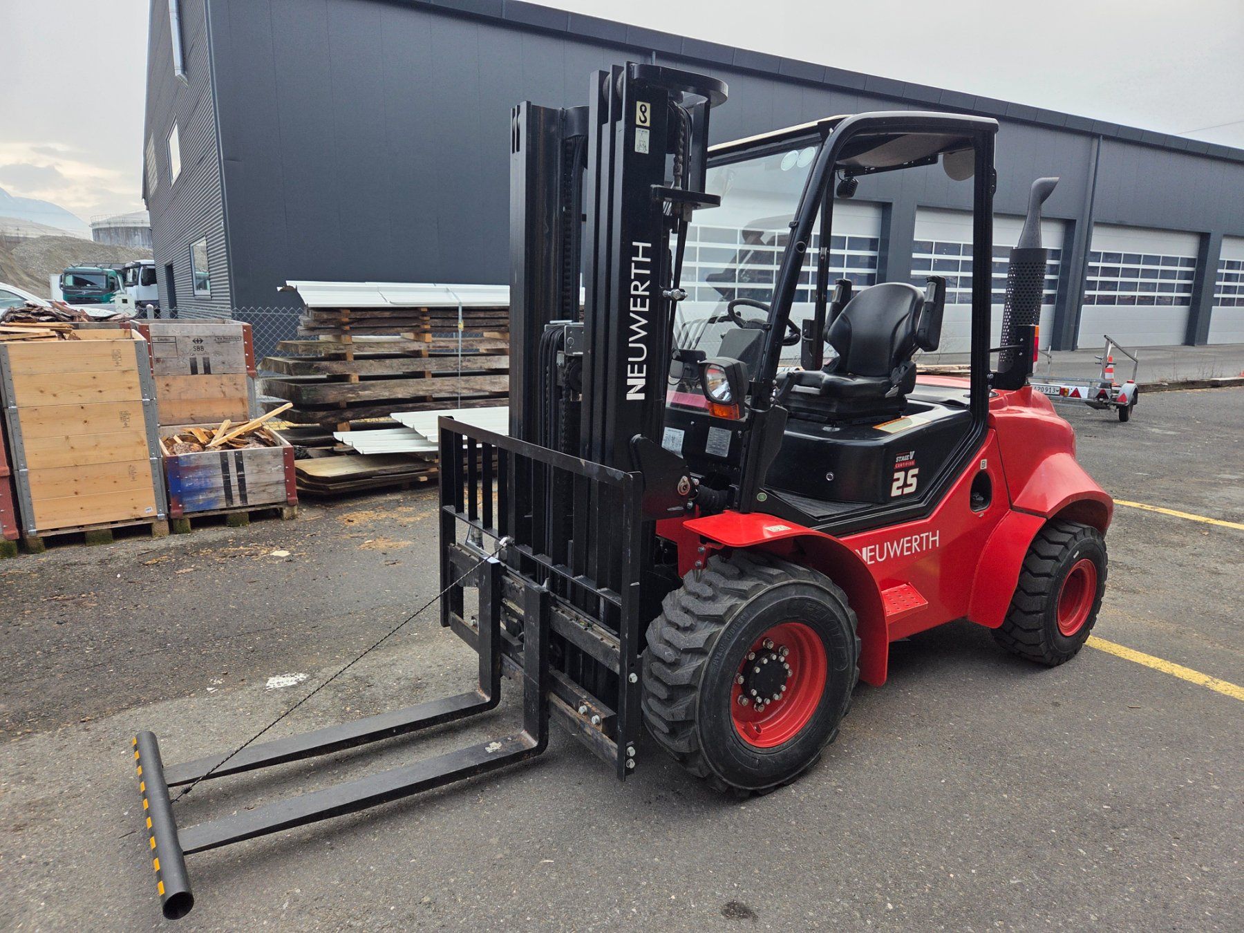 Diesel Carrelli elevatori e a forche: Elévateur Hangcha CPCD25-XW98E-RT2 – Usato da Aigle venduto da Kel-Menuiserie