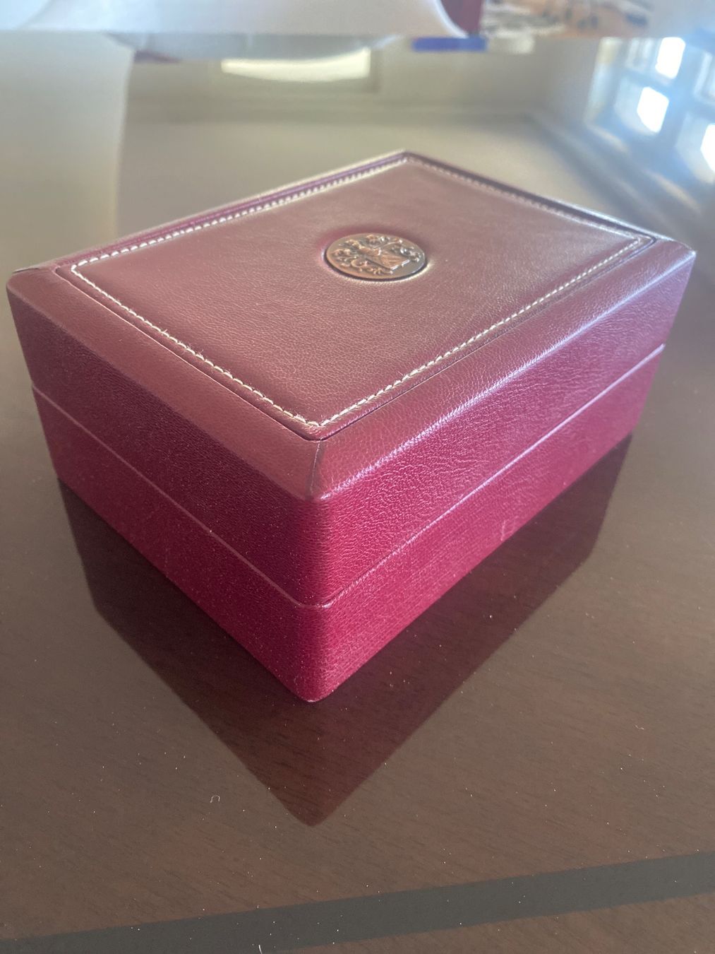 Piaget Portagioie: Piaget Box Leder rot – Usato da Zürich venduto da joyfulgrace