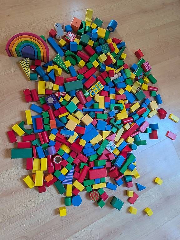 Spielzeuge: Holzklötze – Gebraucht aus Schaffhausen von Pfupff