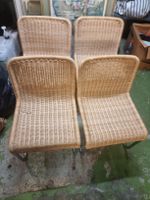 4 Freischwinger Stühle Rattan Metallgestell gebraucht