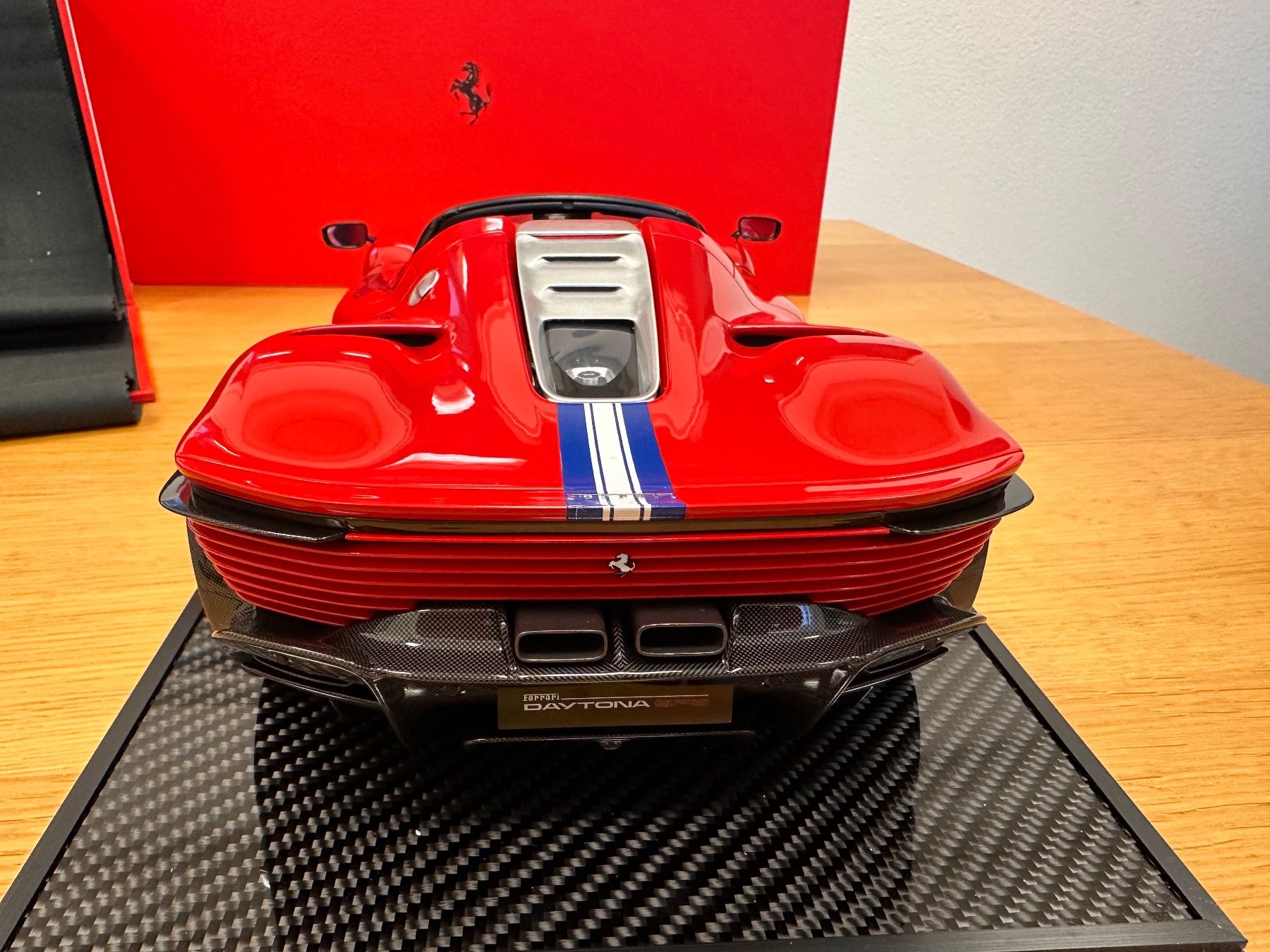 BBR Models Modellautos: Ferrari  Daytona SP3 1/12 rot – Neu und originalverpackt aus Stein AR von Krabbe2 3