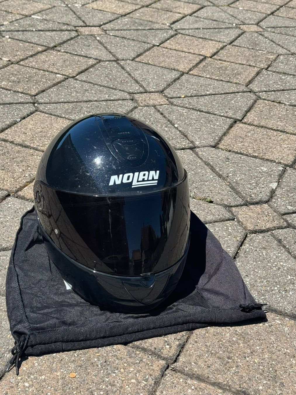 Caschi & visiere: Motorradhelm Nolan schwarz gebraucht mit Tasche – Usato da Härkingen venduto da Surferin2002