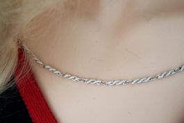 Schöne Silber Halskette - Länge ca 75cm