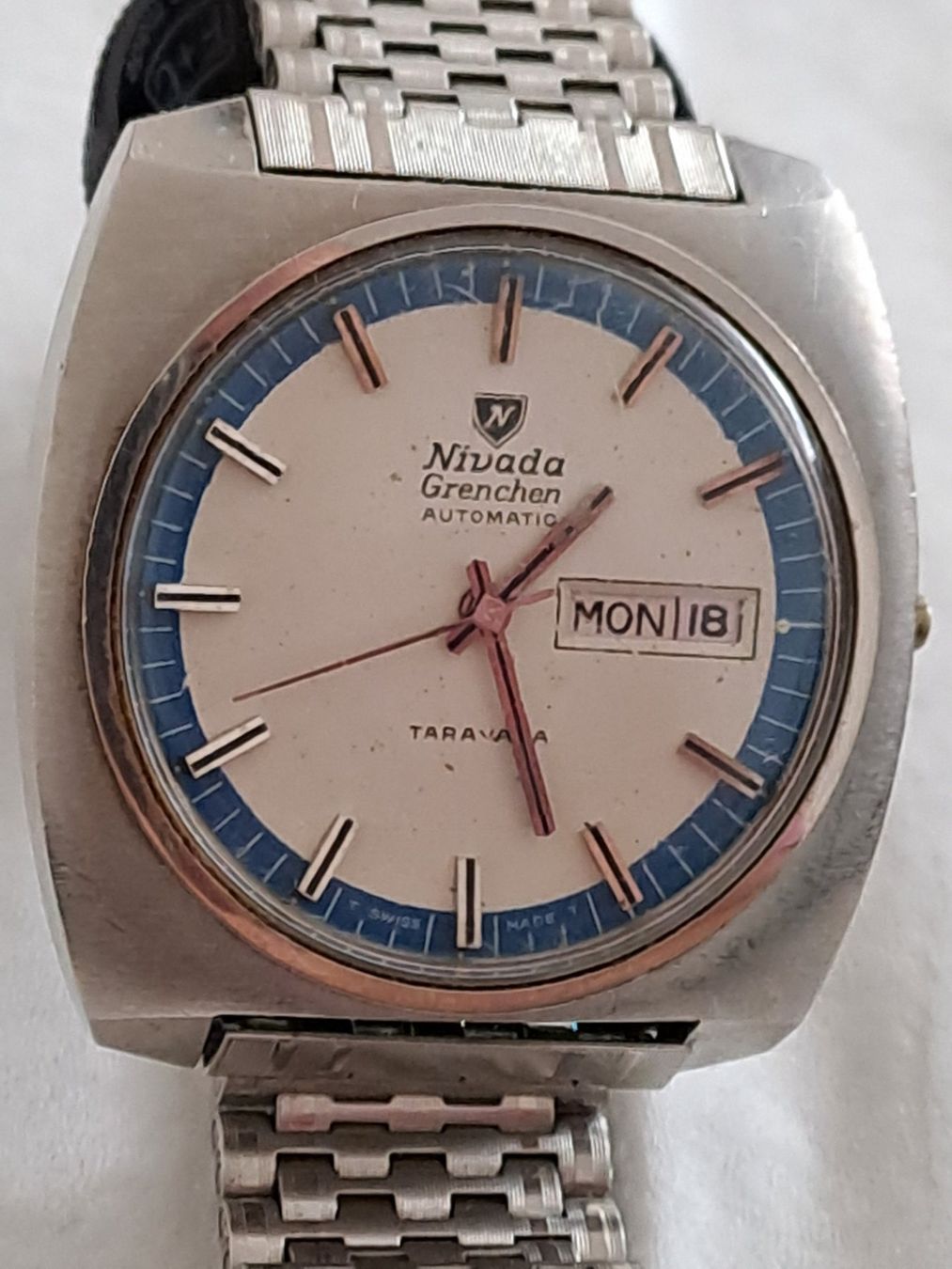 Nivada Uhren: Nivada Grenchen  Taravana Automatic vintage Herrenuhr – Gebraucht aus Neuhausen am Rheinfall von