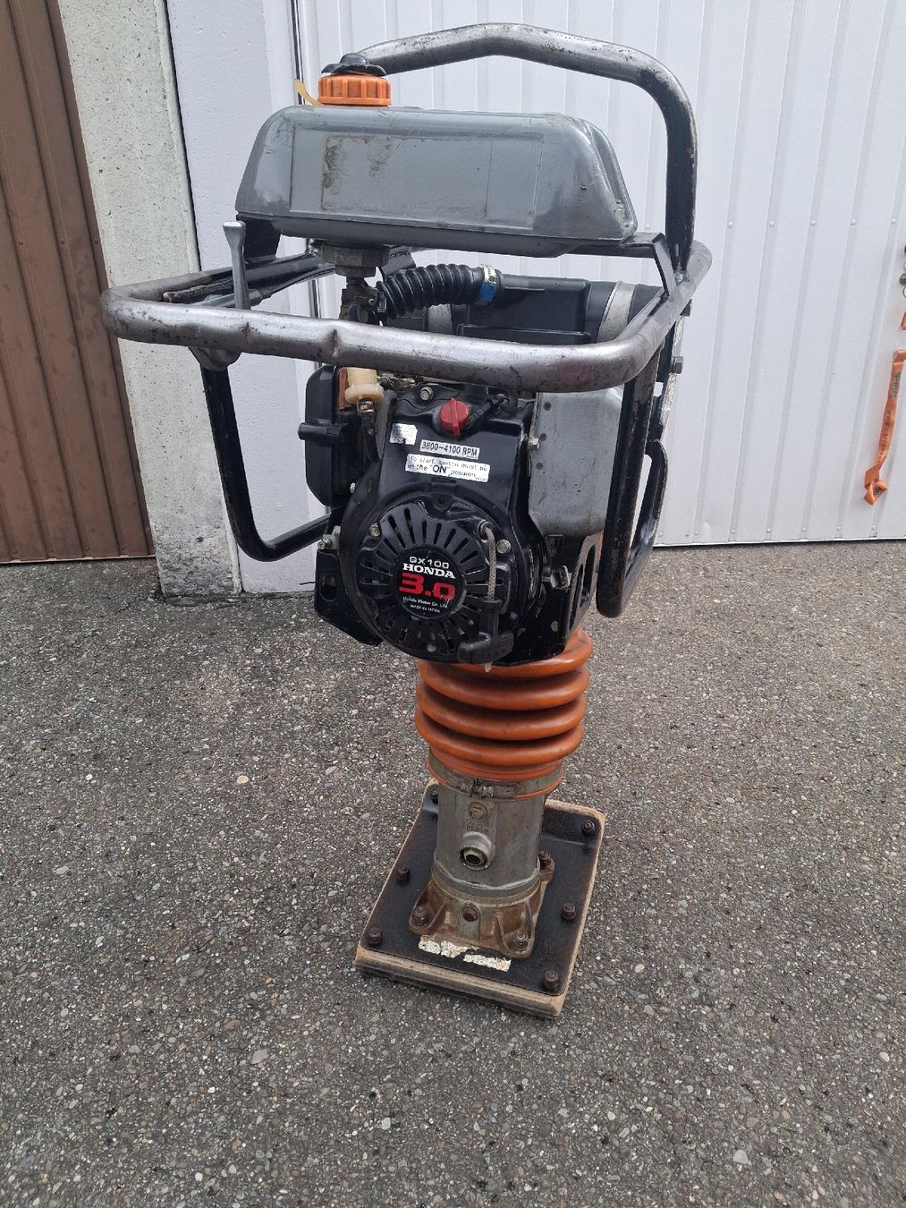 Hutter Tutte le macchine: Grabenstampfer Mikasa – Usato da Büttikon AG venduto da for_gnt6 3