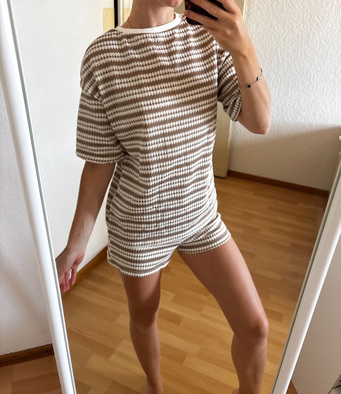 Kleiderpakete: Damen Set – Neu und originalverpackt aus Bern von ViksiBash 2