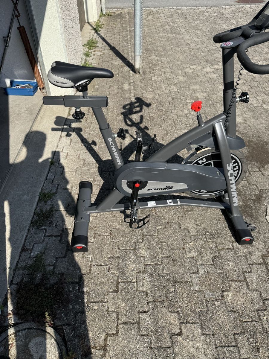Schwinn Hometrainer: Schwinn Indoor Cycle IC2i – Usato da St. Margrethen SG venduto da taf_alb 2