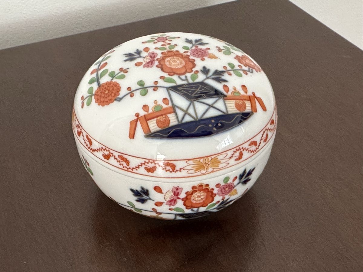 Zuccheriere: Meissen Tischenmuster Deckeldose – Usato da Herbriggen venduto da Sehrazade 2