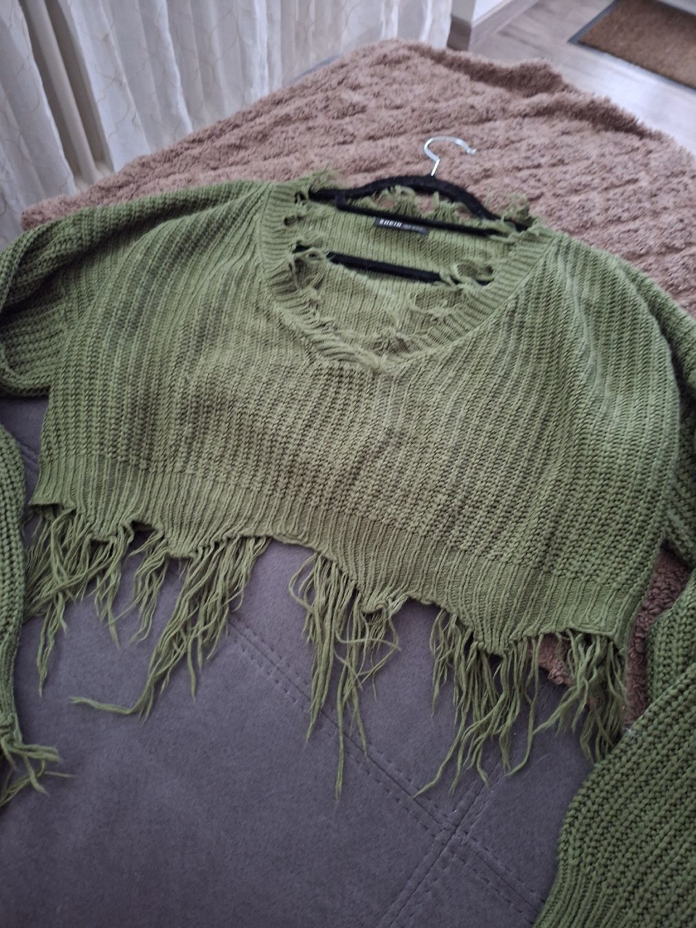 Shein Maglioni & Felpe: Pullover Grösse M – Usato da Winterthur venduto da Ausmisten2026 1