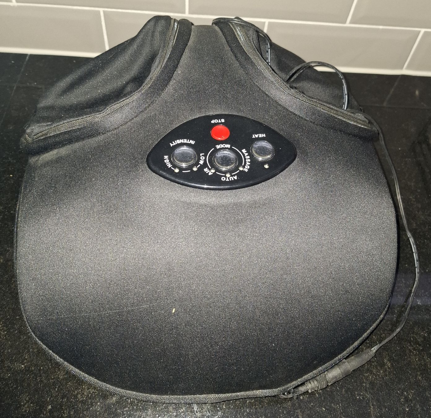 Massagegeräte: Masseur électrique pour pieds. – Gebraucht aus Yverdon-les-Bains von Layla5919