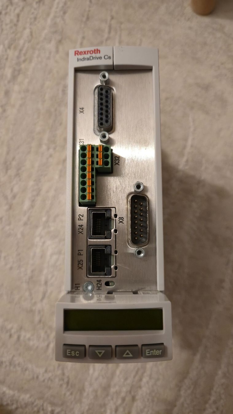 Bosch Sistema di controllo: Bosch Rexroth Kompaktumrichter Indradrive CS – Difettoso da Lauerz venduto da Vibasin