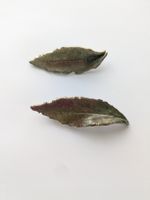Brosche Blattform handgemacht ca. 6.5 cm lang