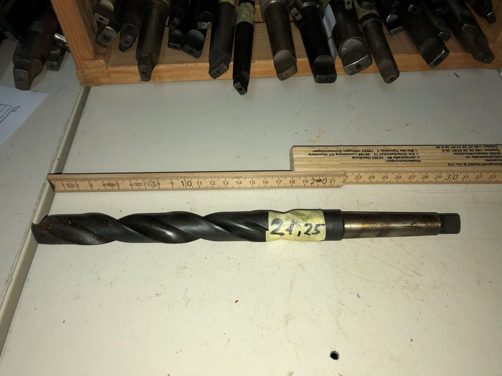 Alle Werkzeuge: Spiralbohrer mit Morsekonus - 21.25mm – Gebraucht aus Winterthur von Aristide13