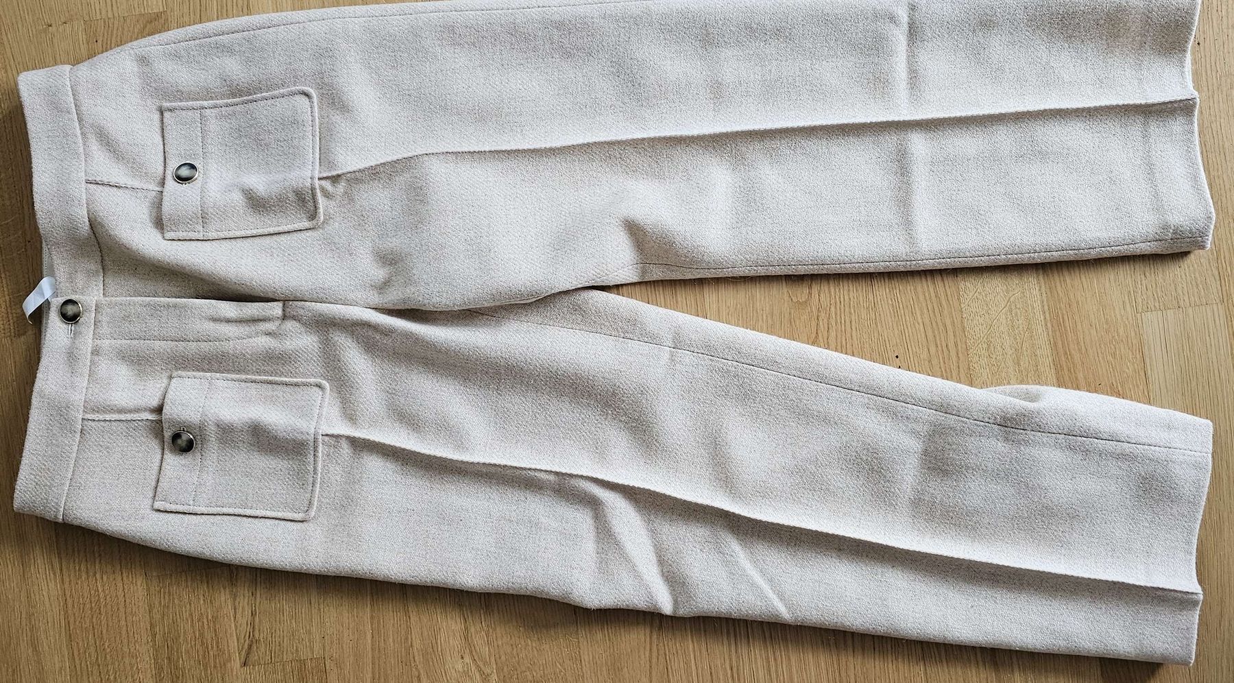 Pantaloni: Sézane Hose, Gr. 38, beige-orange – Usato da Luzern venduto da lho_cpl7